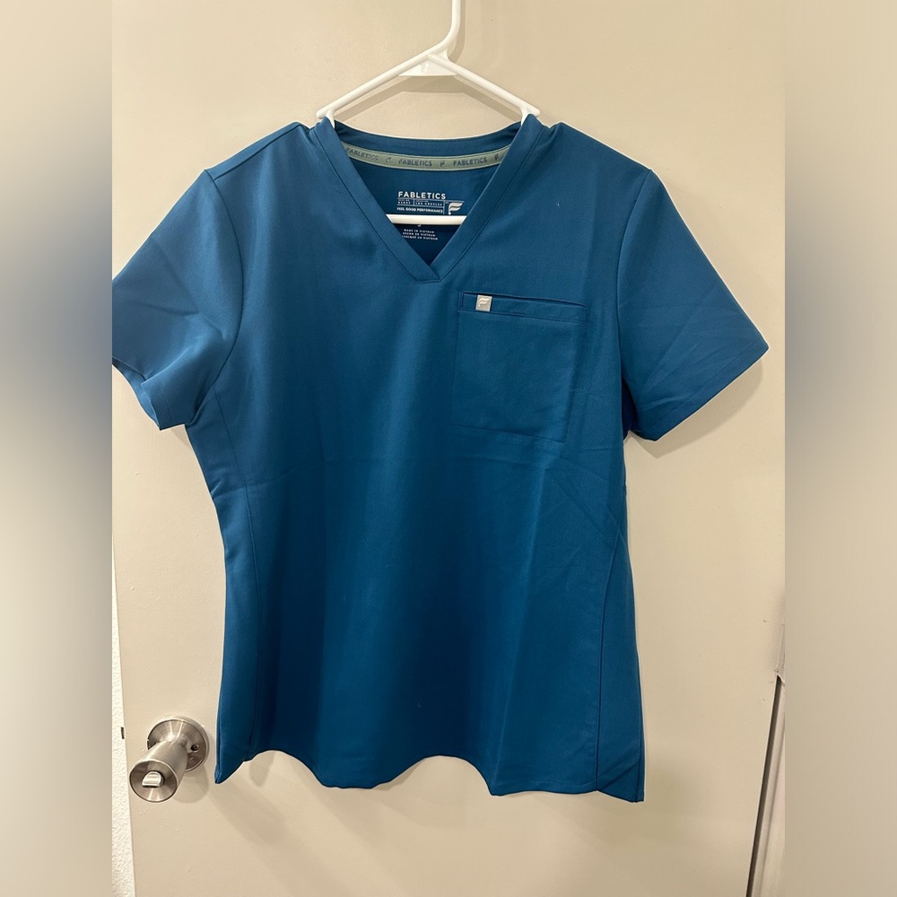 COPY - Fabletics Scrubs- NWOT